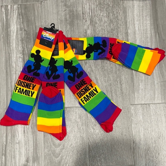 Disney Pride 2021 Socks - 1 PAIR - Picture 2 of 3